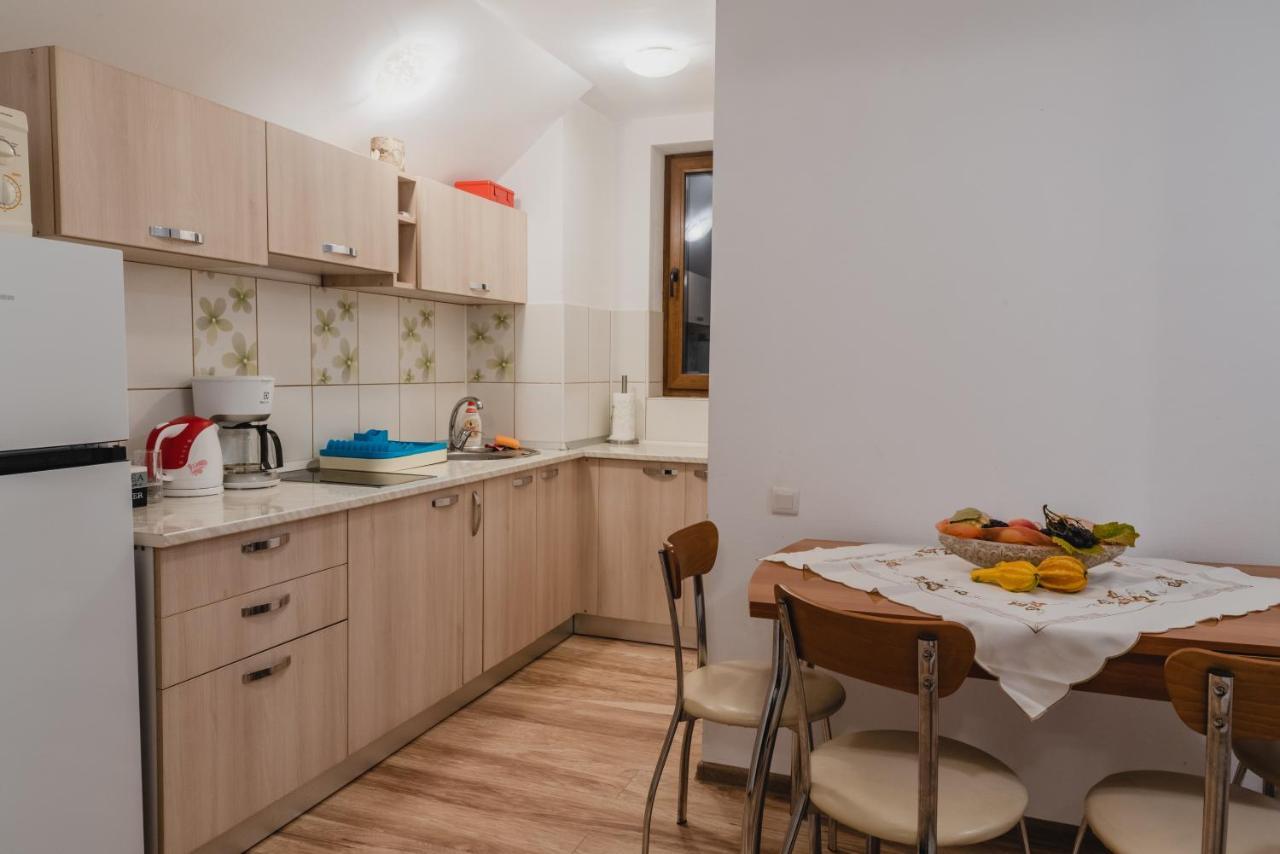 Smb Holiday Apartment Брашов Экстерьер фото